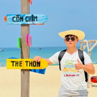 Mr. Quốc Hùng