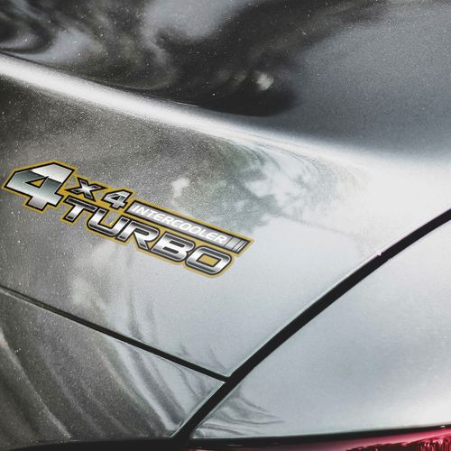 Decal dán xe